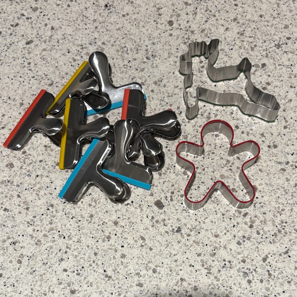 Target Multicolor Cookie Cutters and Chip Clip Set of 10